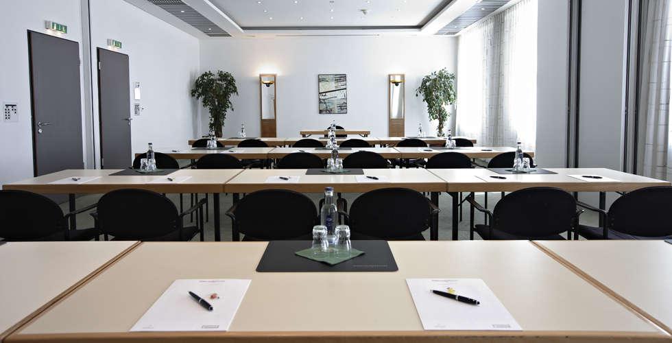 Intercityhotel Rostock Bagian luar foto