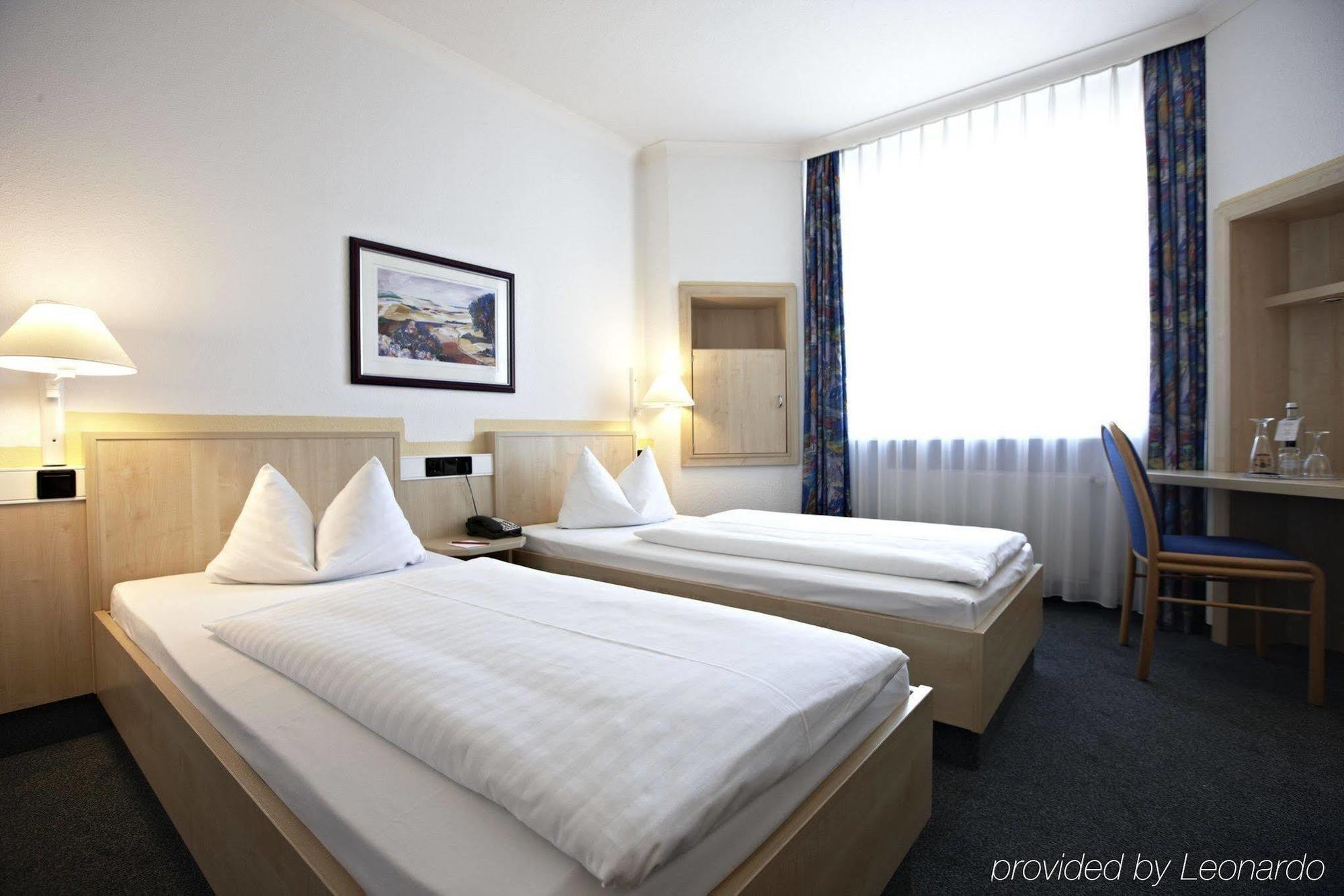 Intercityhotel Rostock Bagian luar foto
