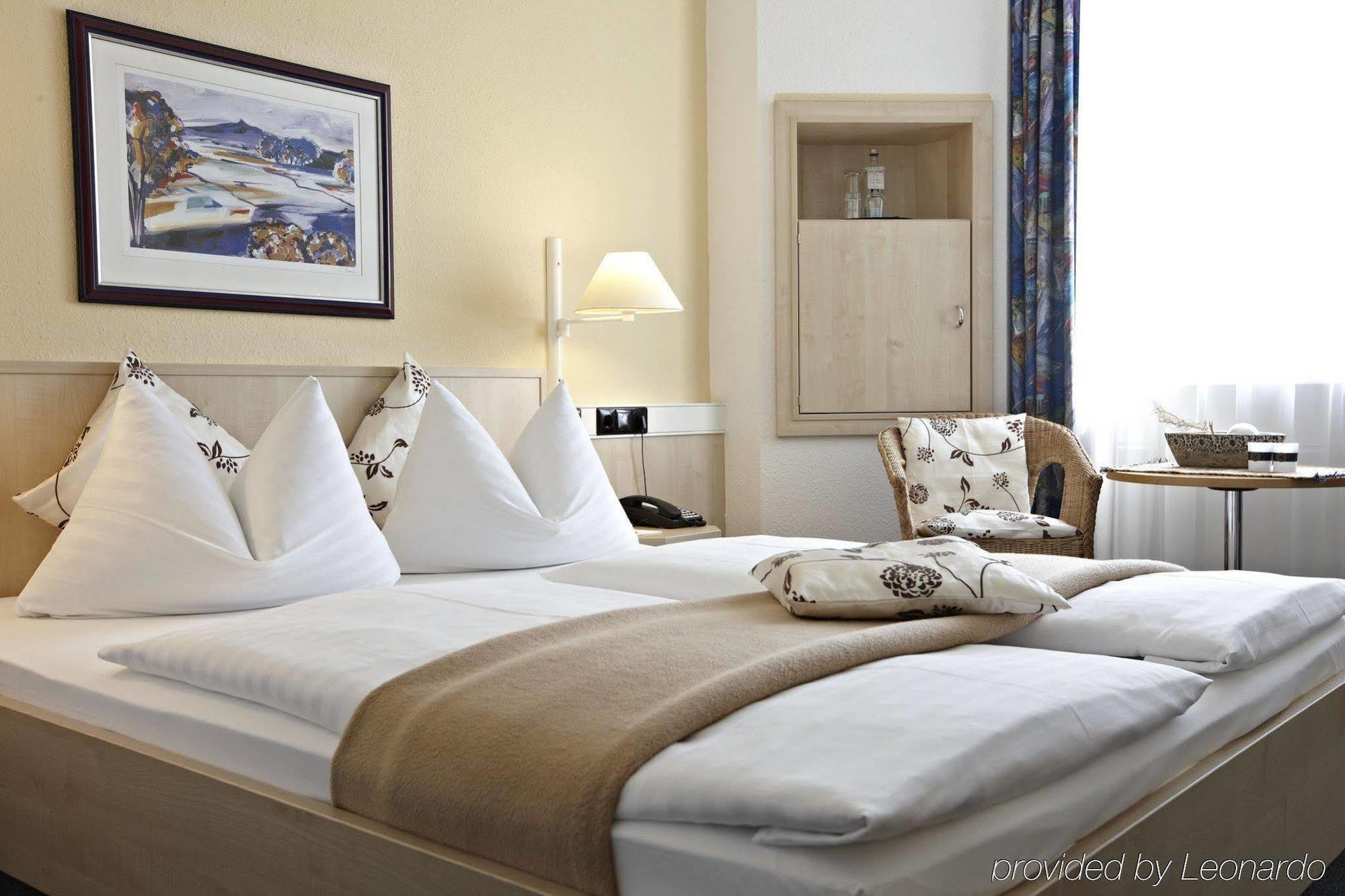 Intercityhotel Rostock Bagian luar foto