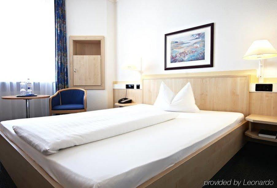 Intercityhotel Rostock Bagian luar foto